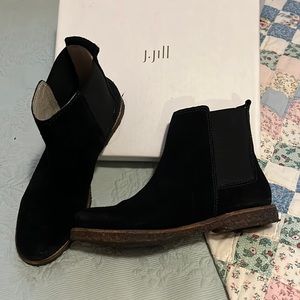 JJill Chelsea boots, suede, crepe sole. Black sz 7.5